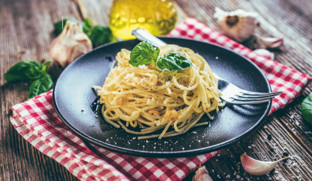 Spaghetti Aglio e Olio: 5 Malzemeyle Efsanevi Bir İtalyan Yemeği